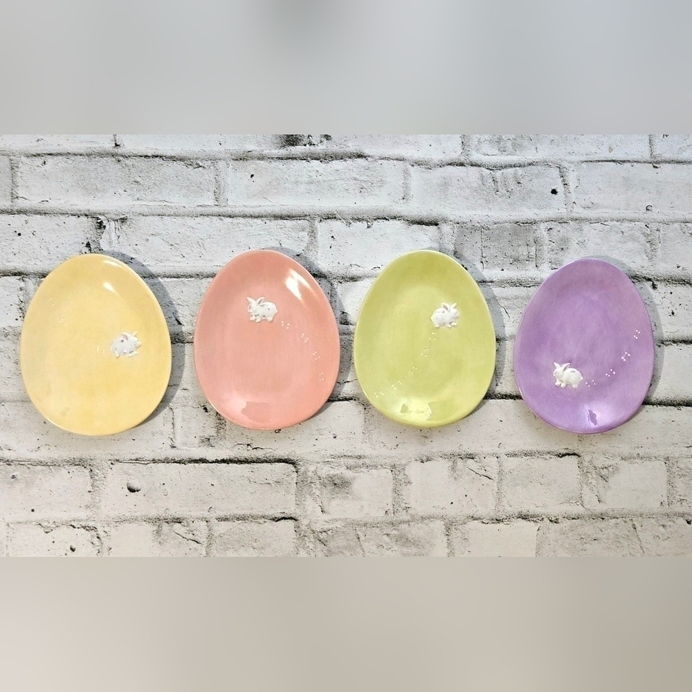 2005 Williams Sonoma Easter Egg Plates Set of 4 Bunny Pastel Ceramic - Picture 5 of 16